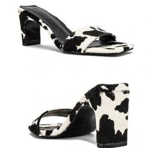 NWOT Song Of Style Arrow Cowboy Cow Print Calf Hair Open Toe Mules Heels Sandals
